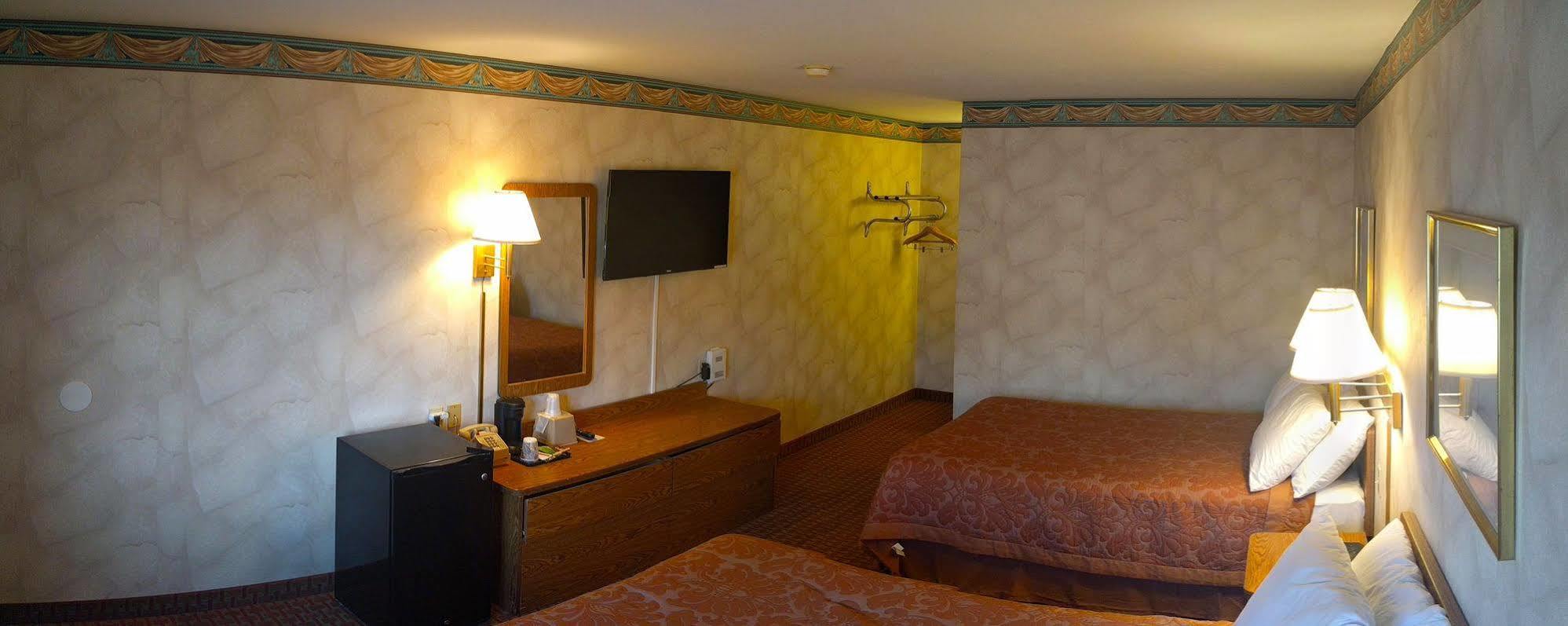 Value Inn Harrisburg-York Valley Green Экстерьер фото